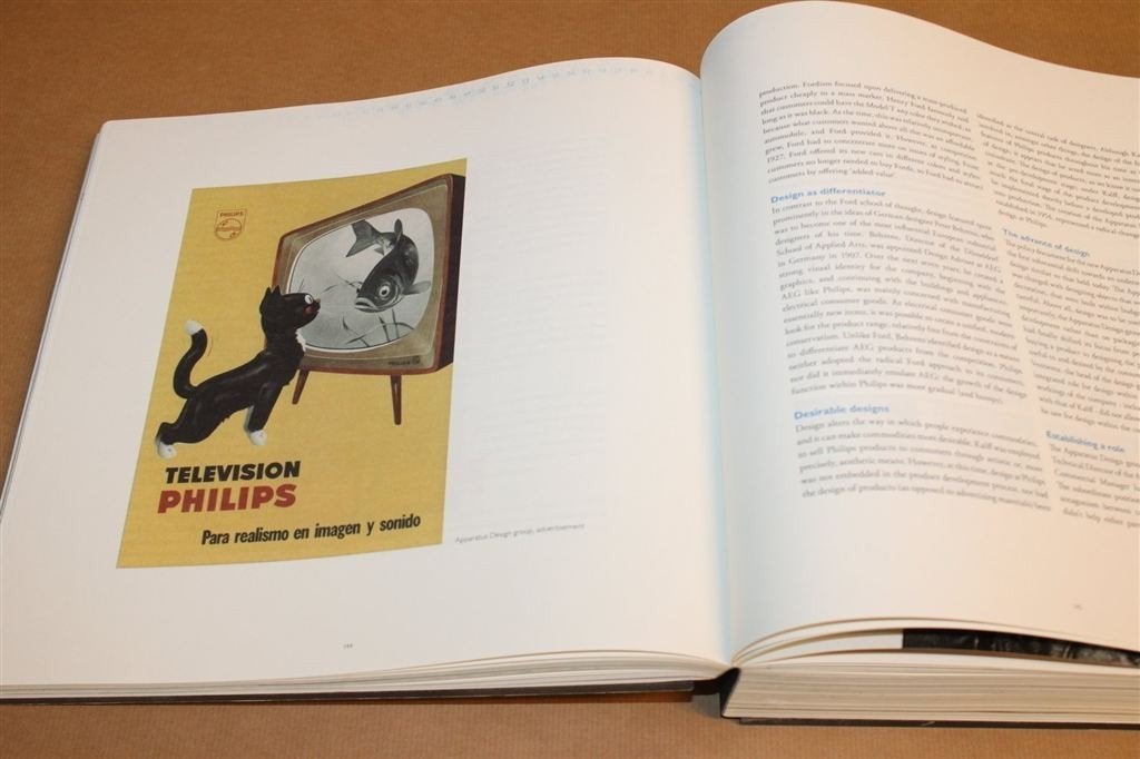 Past Tense, Future Sense — 80 Jaar Philips Design, Dik boek, Ophalen of Verzenden, Gelezen, Fotografen