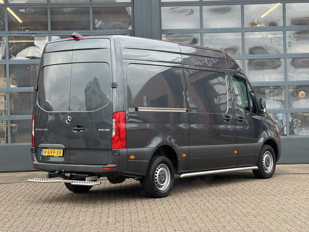 Mercedes-Benz Sprinter 319 3.0 V6 L2H2 | 2,8t Trekhaak | Cam, Automaat, Achterwielaandrijving, Gebruikt, 190 pk