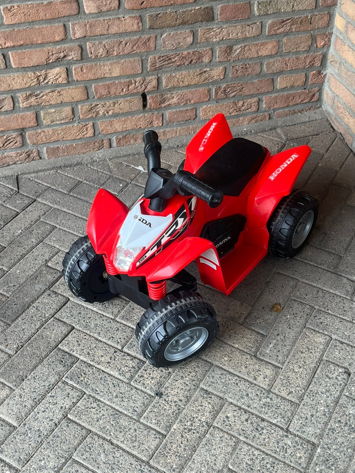 Elektrische Honda TRX 250X  - Rood, Ophalen of Verzenden, Gebruikt, Loopvoertuig