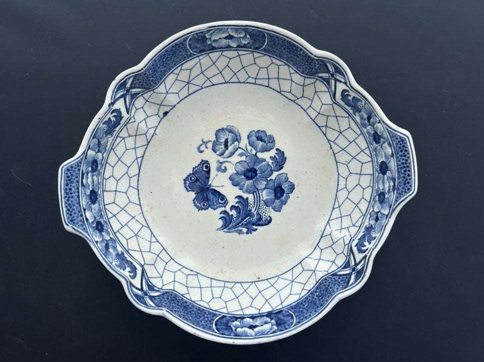 Antiek Maastrichtse Keramiek Schaaltje 'Butterfly', Antiek en Kunst, Antiek | Servies los, Ophalen