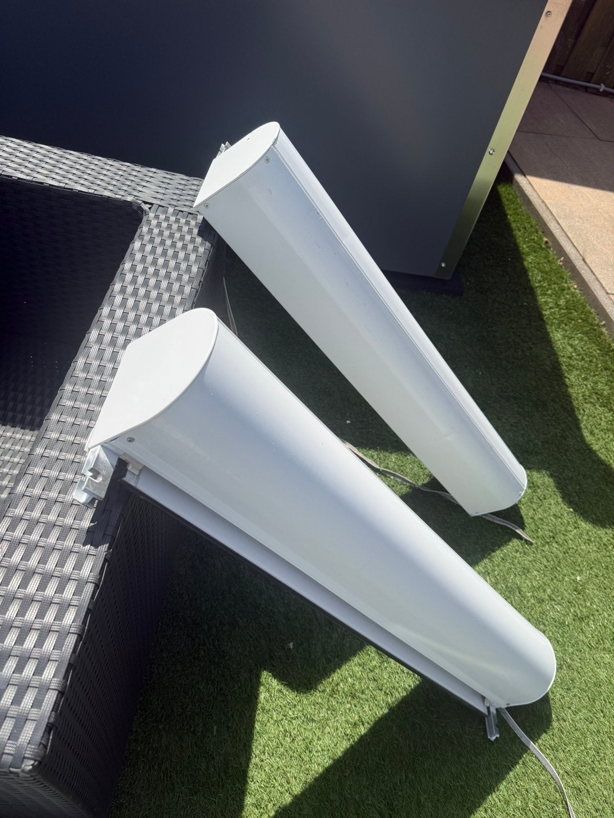 2 witte aluminium rolluiken. 1 m breed x 1,61 m hoog., Ophalen, 100 tot 150 cm, Wit, Zo goed als nieuw
