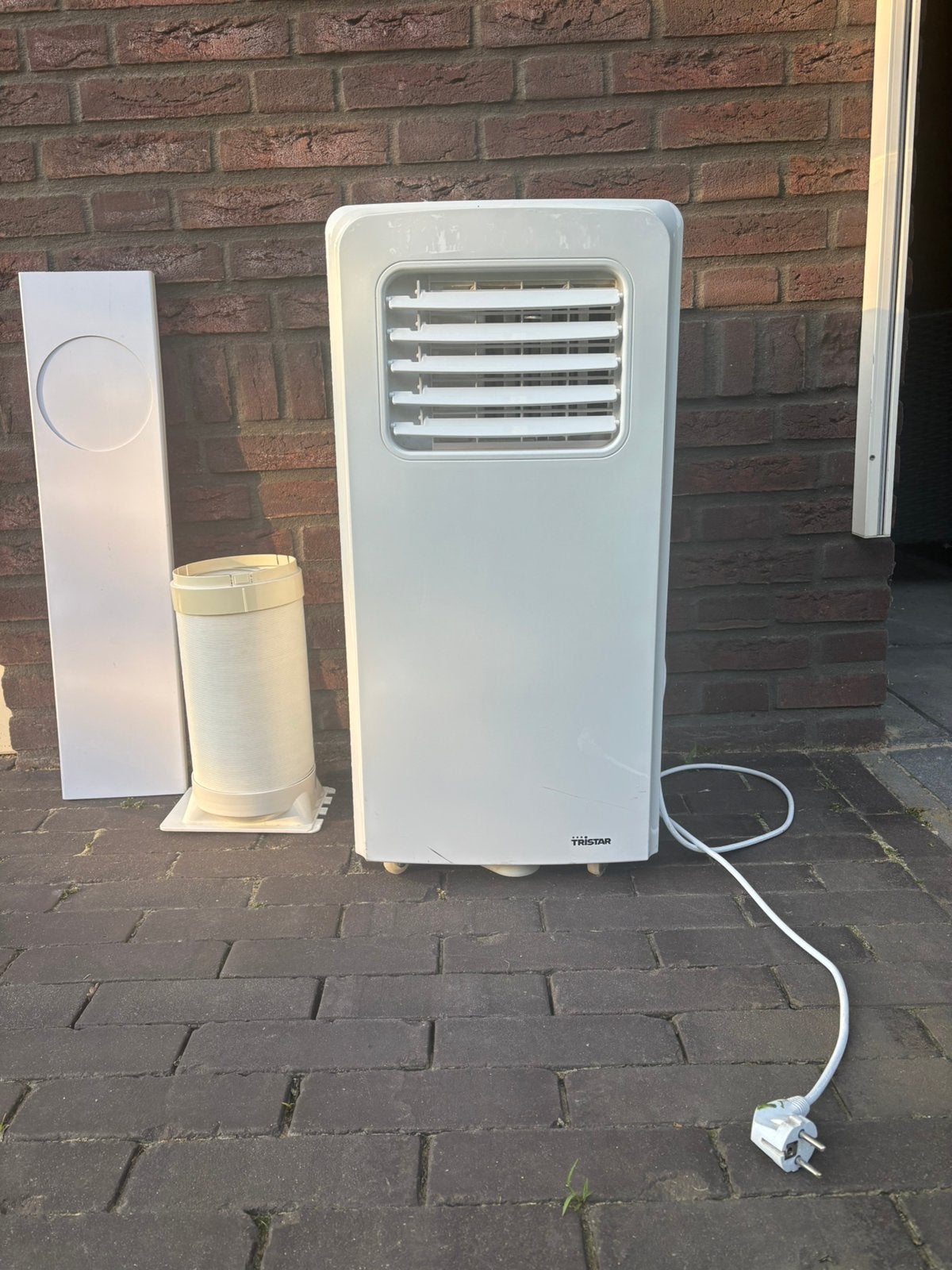 Mobiele airco 7000 BTU, Ophalen, Minder dan 60 m³, Timer, 3 snelheden of meer