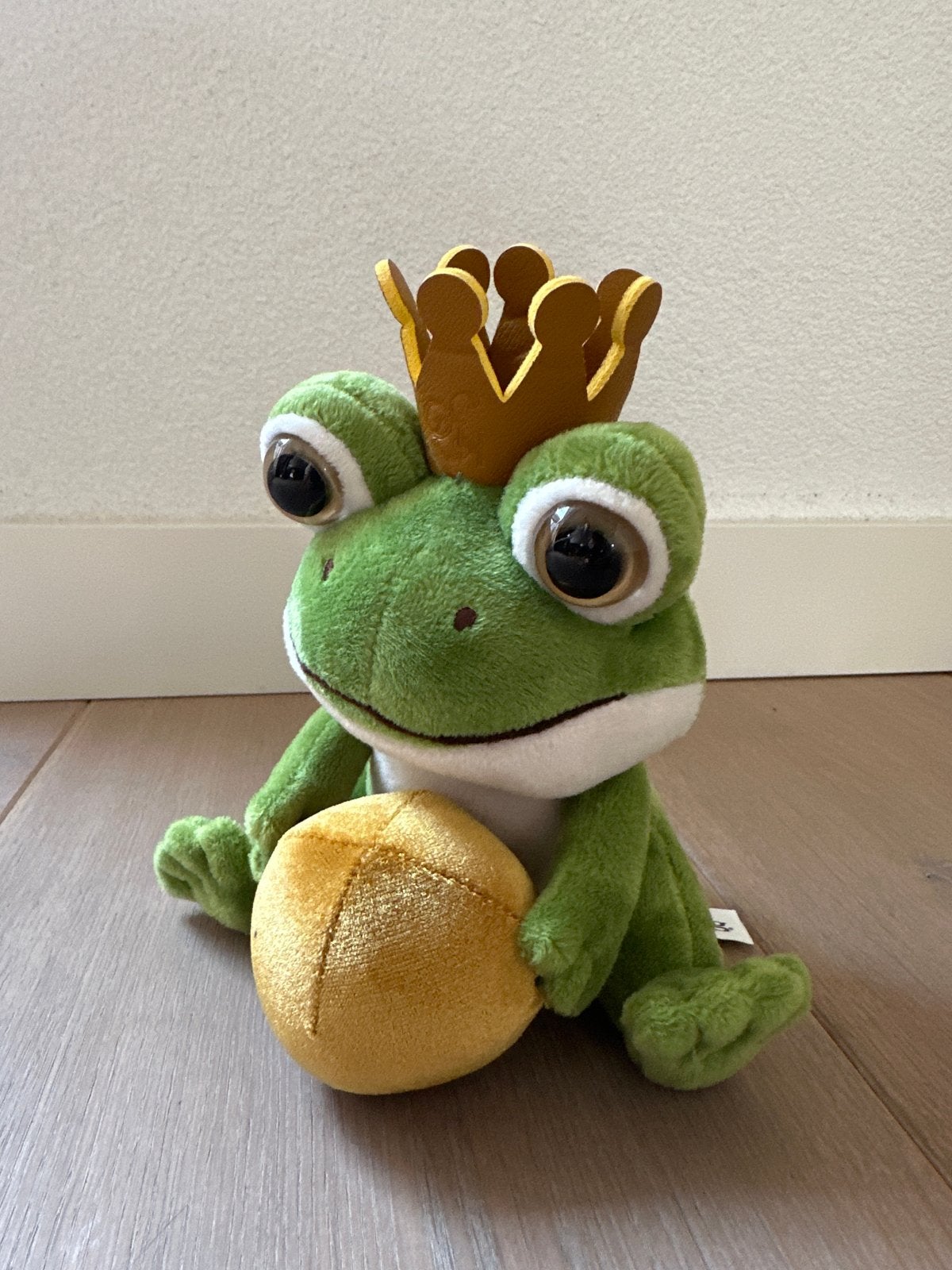 Efteling Kikkerkoning Knuffel - Grand hotel, Verzamelen, Ophalen of Verzenden, Zo goed als nieuw, Beeldje of Poppetje
