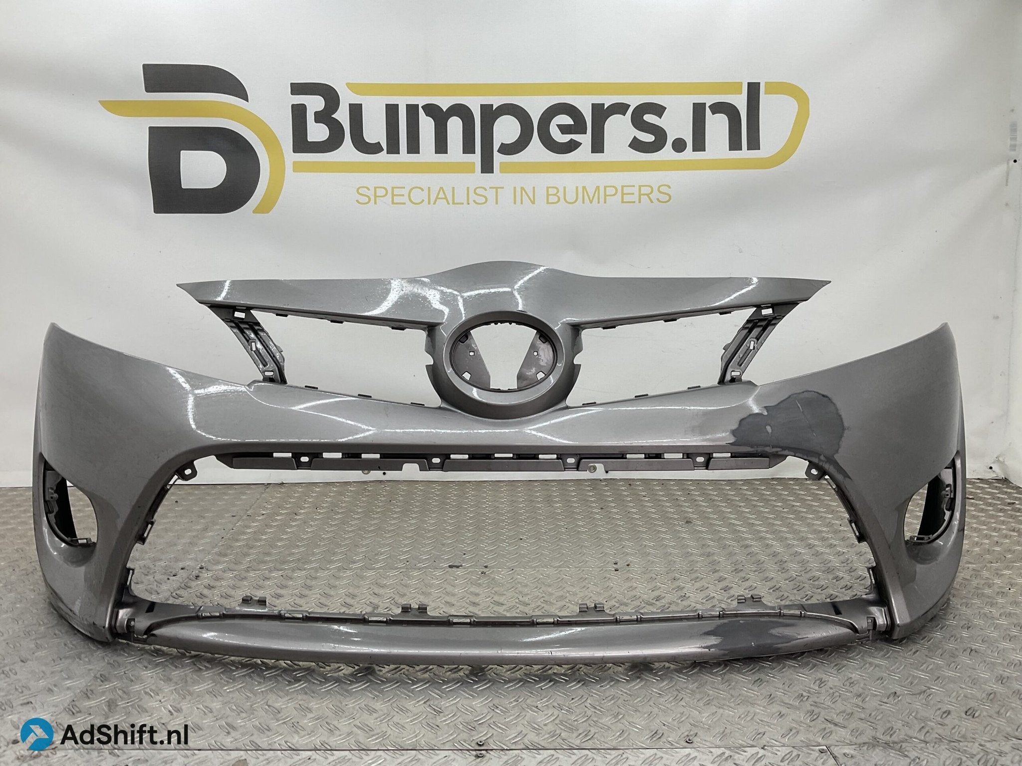 Bumper Toyota Verso Facelift 2012-2018 52119-0F120 Voorbumpe, Auto-onderdelen, Carrosserie en Plaatwerk, Bumper