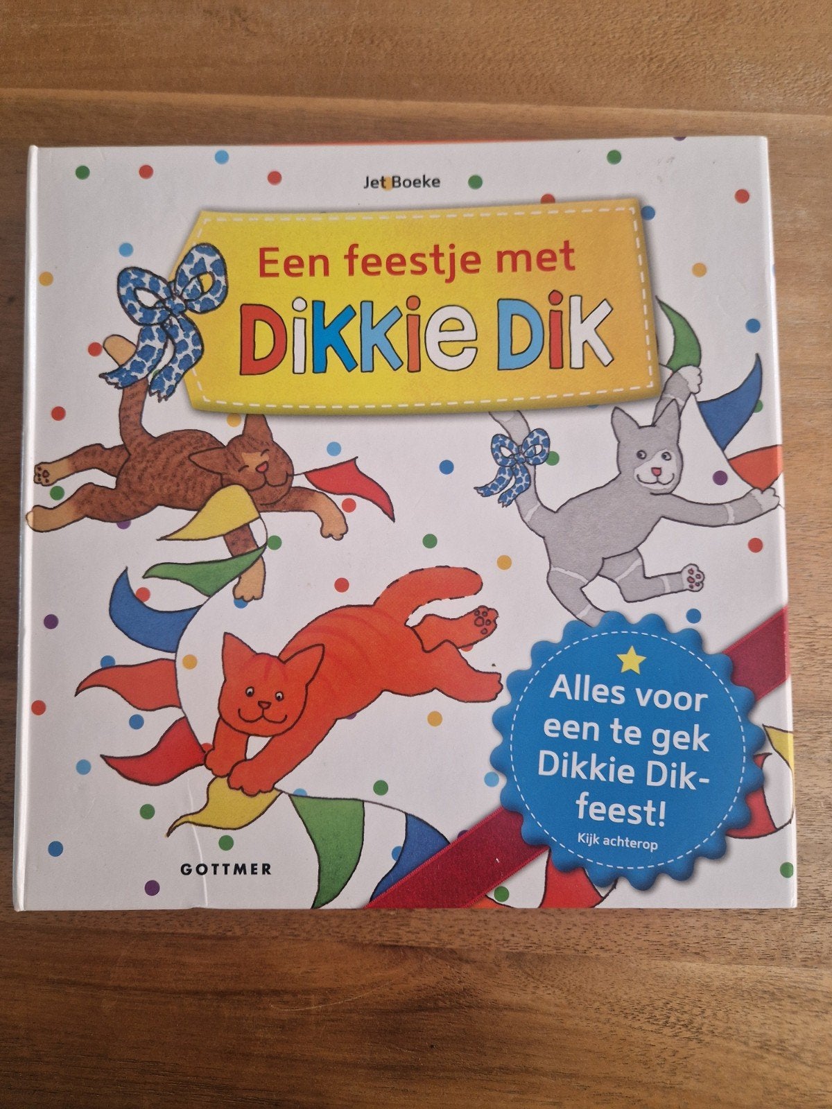 Dikkie Dik Feestboek met Leesboek en Feestartikelen, Ophalen of Verzenden, Nieuw, Jet Boeke, 2 tot 3 jaar