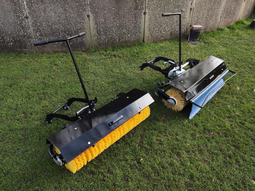 2 HUSQVARNA (KOVA) veegborstels (1 x T-20442, 1 x T-20444), KOVA, Nieuw, 90 tot 120 cm, KOVA