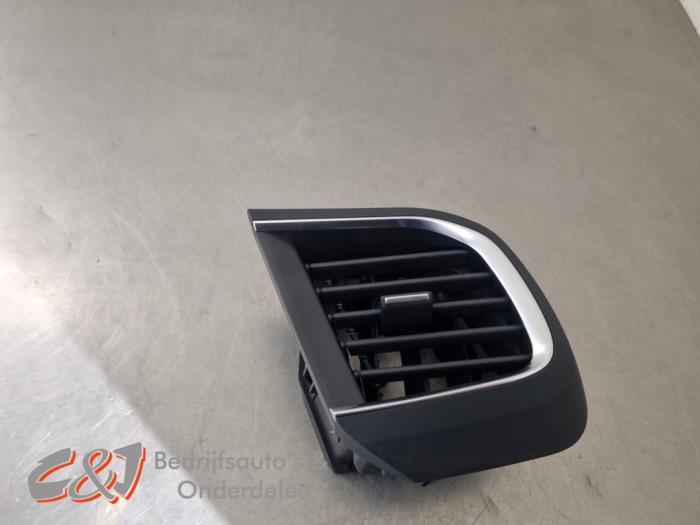 Luchtrooster Dashboard van een Opel Vivaro, Gebruikt, -, -, Opel