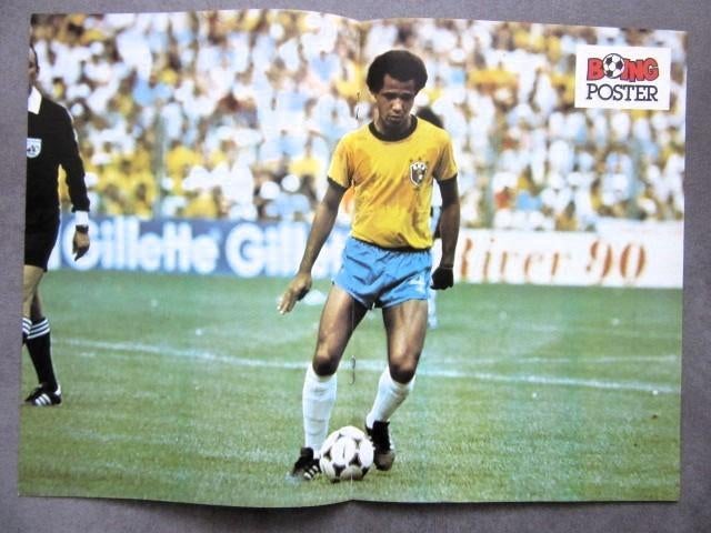 5 voetbal posters WK 1982 - football, Ophalen of Verzenden, Zo goed als nieuw, Buitenlandse clubs, Boek of Tijdschrift