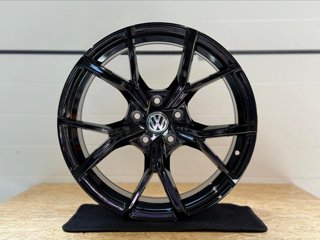 Nieuw Setje 18” & 19” Volkswagen Estoril Black Velgen, Auto-onderdelen, Banden en Velgen, 19 inch, Velg(en), Nieuw, Ophalen of Verzenden