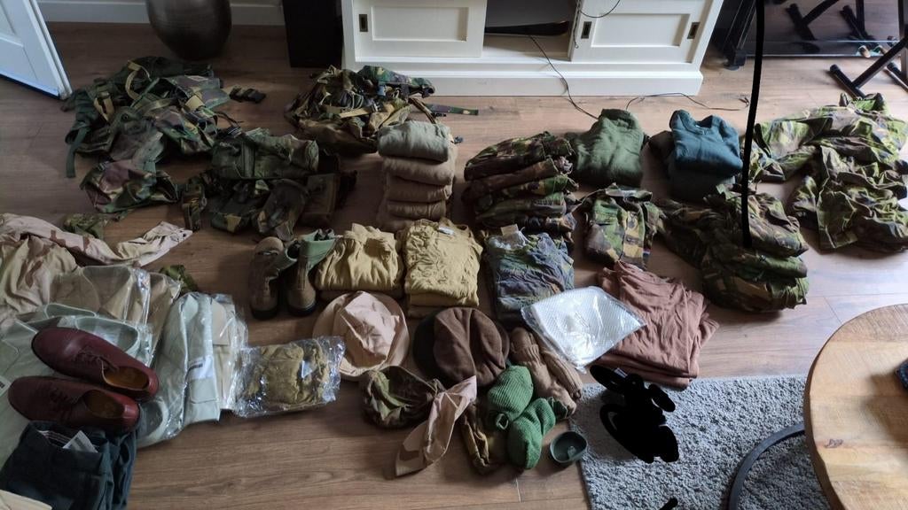 Militaria Collectie - Diverse Items, Ophalen, Overige soorten, Nederland, Kleding of Schoenen