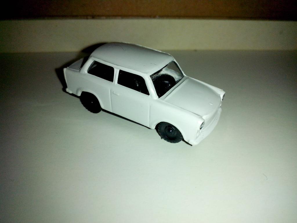Trabant 601 + Skoda 1200 Igra HO 1:87, Ophalen of Verzenden, Nieuw, Auto