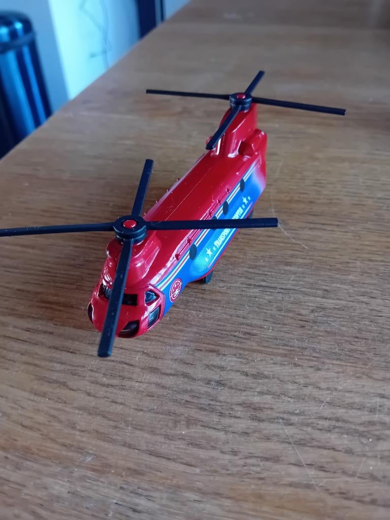 Siku Voertuigen en Helikopter - Alles in één!, Ophalen of Verzenden, Gebruikt, Jongen of Meisje