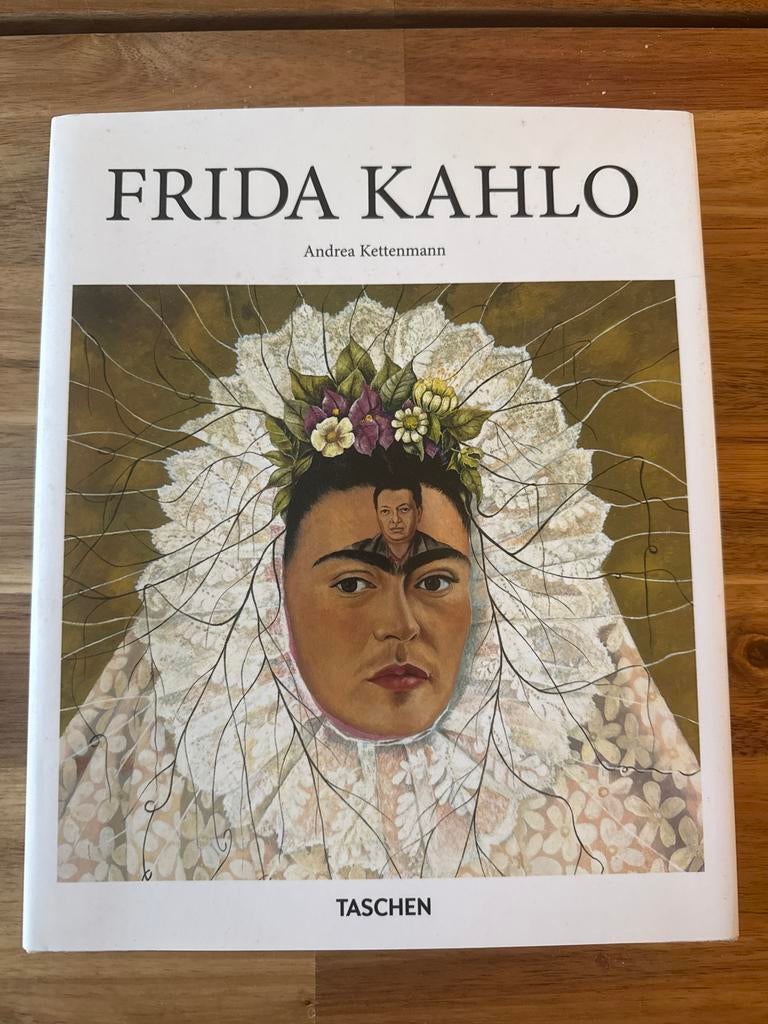 Frida Kahlo door Andrea Kettenmann, Ophalen of Verzenden, Zo goed als nieuw, Schilder- en Tekenkunst