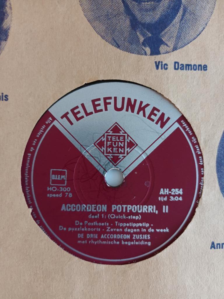 Drie Accordeon Zusjes - Accordeon Potpourri 2  (78 Toeren), Cd's en Dvd's, Vinyl | Nederlandstalig, Ophalen of Verzenden, Zo goed als nieuw
