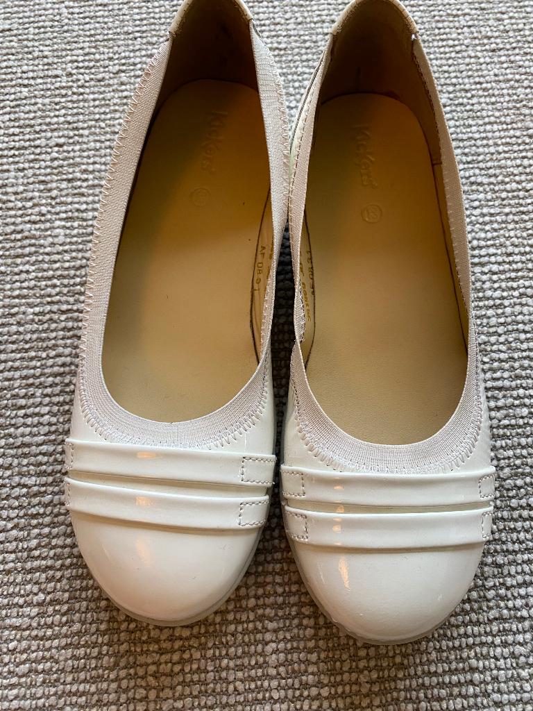 Witte meisjes schoenen kickers ballerina’s, Wit, Nieuw, Kickers, Ballerina's
