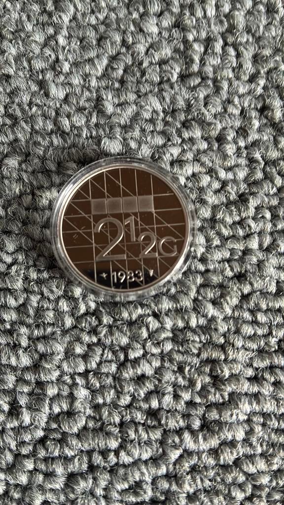 2,5 gulden 1983 proof in muntcap, Ophalen of Verzenden, Koningin Beatrix