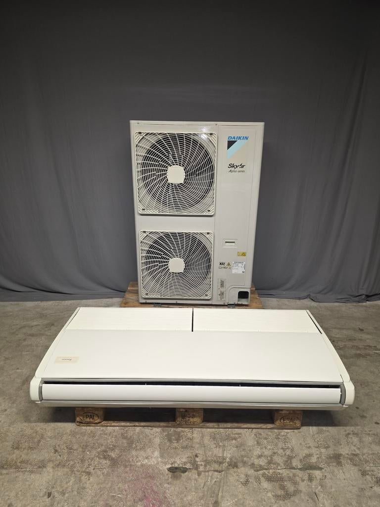 Refurbished plafond onderbouw airco Daikin SkyAir 14,0 kW, Koelen en Ontvochtigen, Timer, Refurbished, 3 snelheden of meer