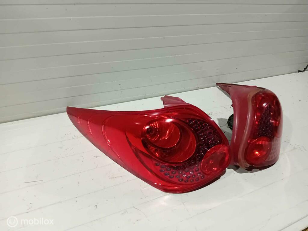 Achterlicht Peugeot 207 Sw, Ophalen of Verzenden, Gebruikt