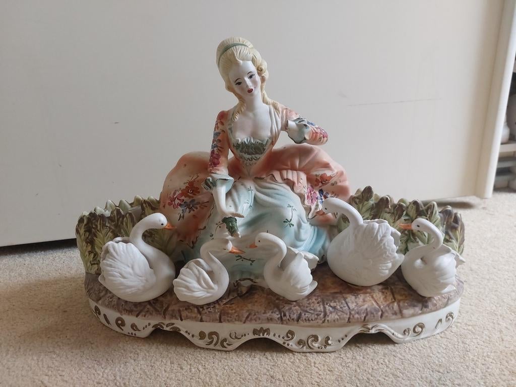 Capodimonte porseleinen beeld, Ophalen, Zo goed als nieuw