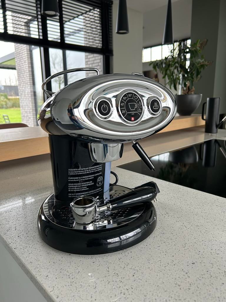 Illy Iperespresso Koffiemachine - Zo goed als nieuw!, Witgoed en Apparatuur, Espresso apparaat, Ophalen of Verzenden, Zo goed als nieuw