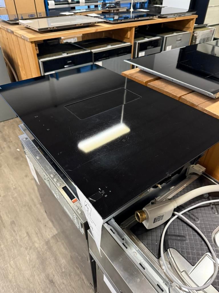 Novy one pro inductie Kookplaat met Afzuiging 1811, Ophalen, Nieuw, 4 kookzones, Inbouw