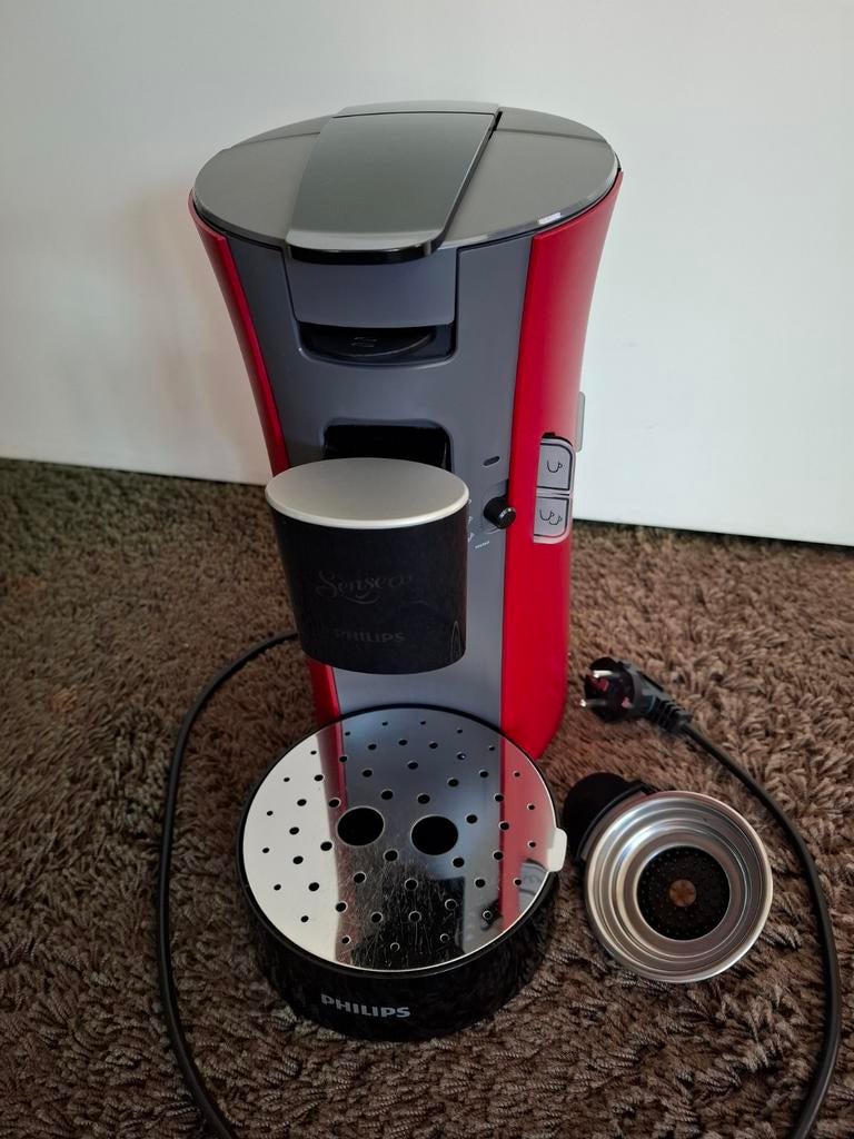 Philip Senseo Select CSA240 Rood, Zwart en RVS., Ophalen, Koffiemachine, Zo goed als nieuw, 4 tot 10 kopjes