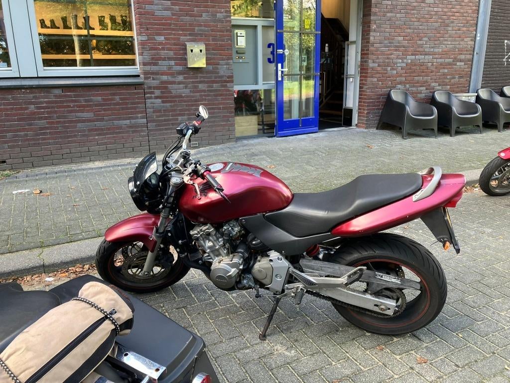 Foto 4 van Honda Hornet CB600F