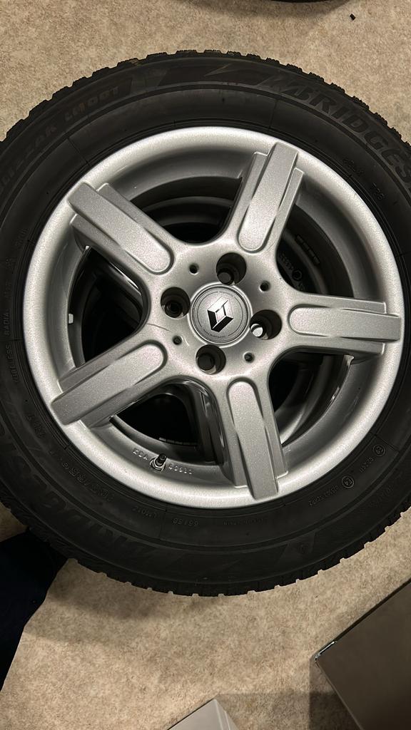 Renault Zoë Velgen met Winterbanden 16 inch, Gebruikt, 16 inch, Banden en Velgen, Personenwagen