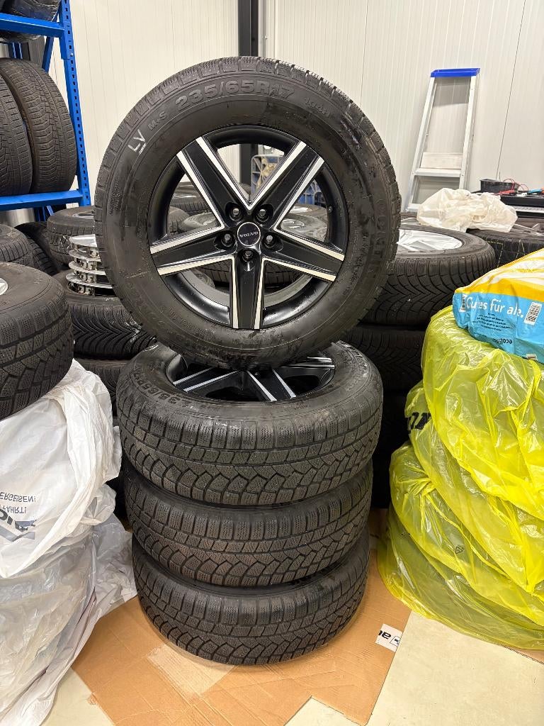 velgen Volvo XC60 235-65-17 velg met winterband aanbieding !, Auto-onderdelen, Banden en Velgen, Ophalen, Gebruikt, Banden en Velgen