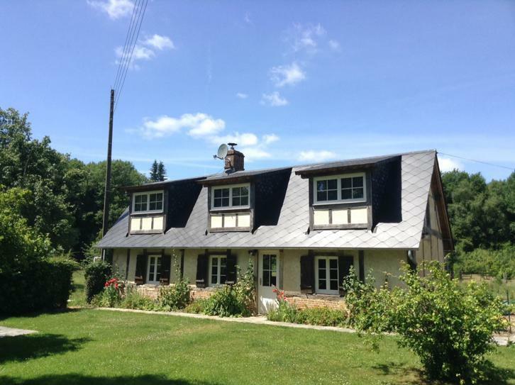 Vakantiehuis aan bosrand in Normandië, Open haard, Normandië, Picardie of Noord, Landelijk, In bos