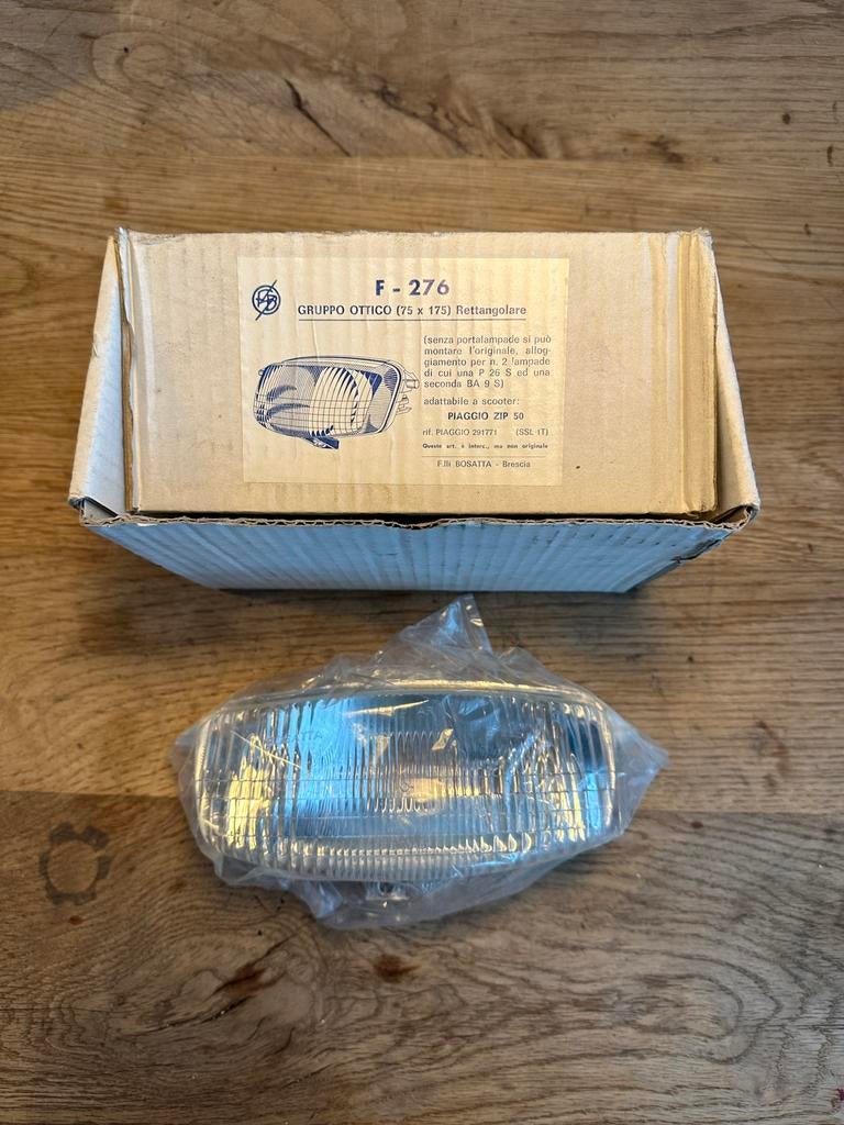 Piaggio Zip 50 type 1 2 3 Koplamp NOS, Motoren, Tuning en Styling, Ophalen of Verzenden