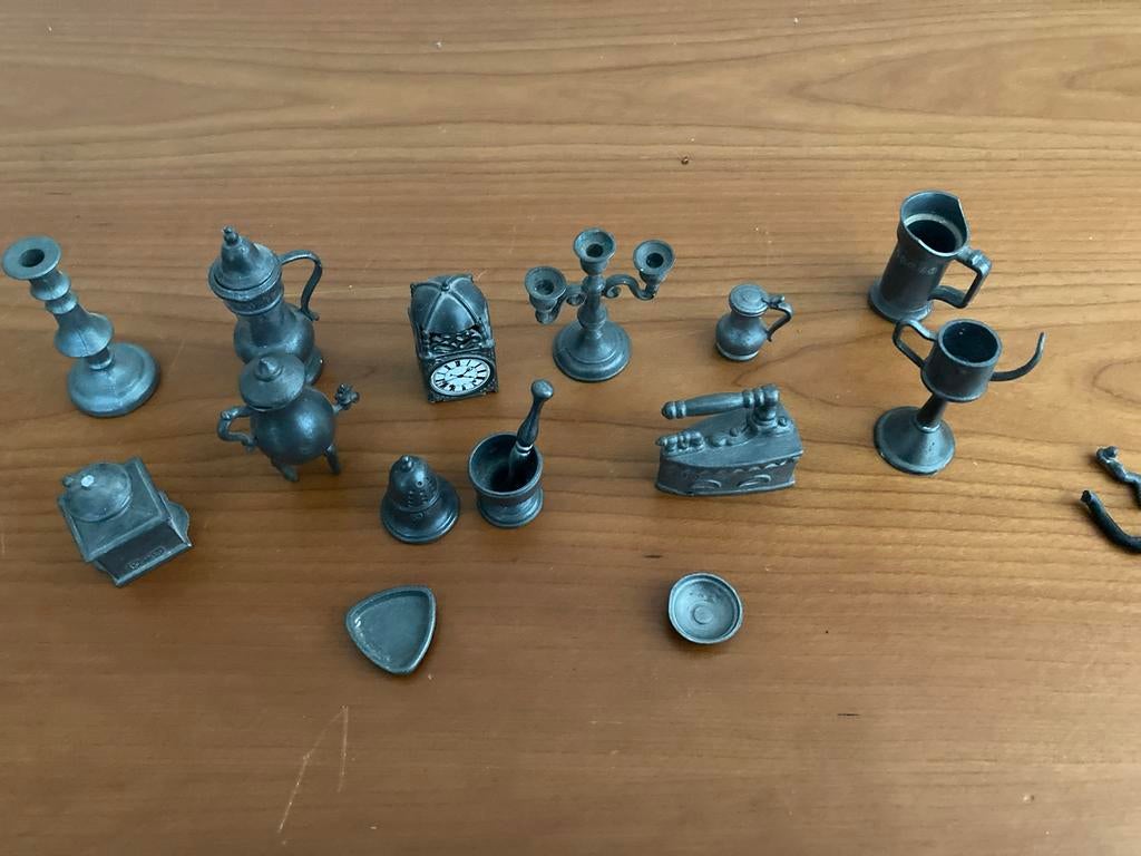 Tin, koper en diverse letterbak miniatuurtjes, Ophalen, Gebruikt