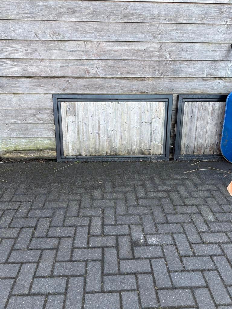 2 Hekjes met paal - Tuinhek, Tuin en Terras, Ophalen, Gebruikt, Hout, Tuinhek