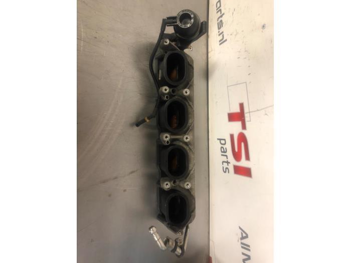 Inlaatspruitstuk van een Audi A8, Gebruikt, -, -, -
