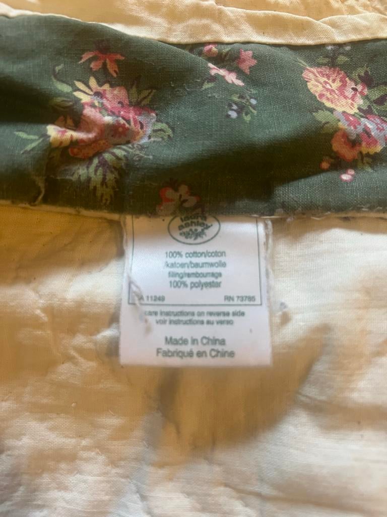 Vintage Patchwork Sprei met Bloemenmotief laura ashley, Ophalen of Verzenden, Gebruikt