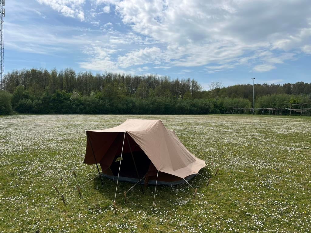De Waard Kluut, Caravans en Kamperen, Tenten, tot en met 3, Zo goed als nieuw, Ophalen