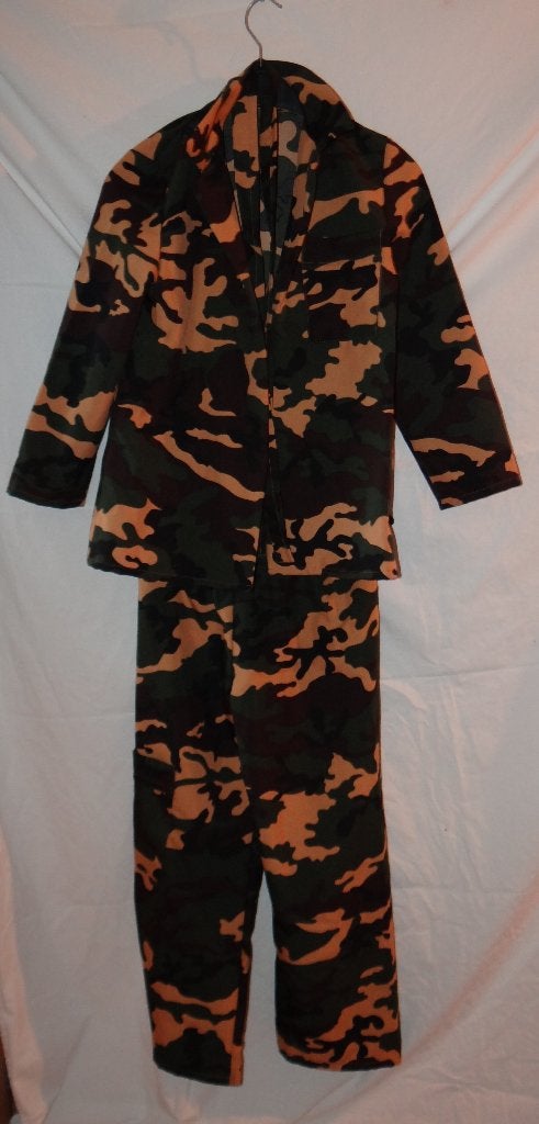 Leuk groen/bruin/beige LEGER/ARMY pak, Kinderen en Baby's, Ophalen of Verzenden, Gebruikt, 134 t/m 140, Jongen of Meisje