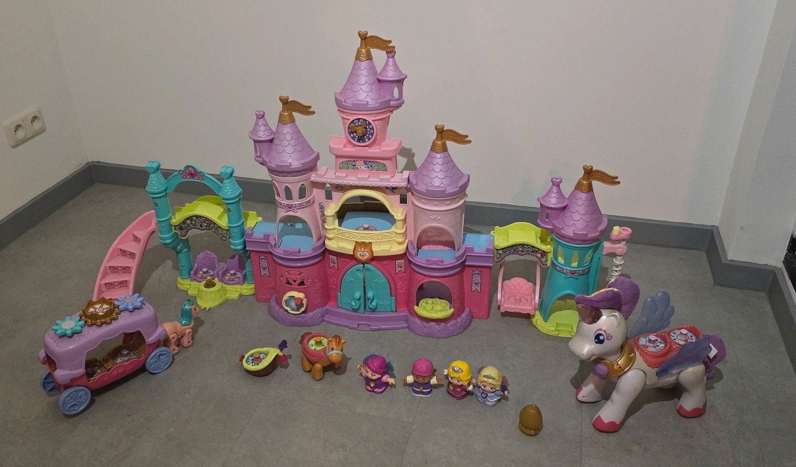 VTech Vrolijke Vriendjes prinsessen Droomkasteel, Ophalen