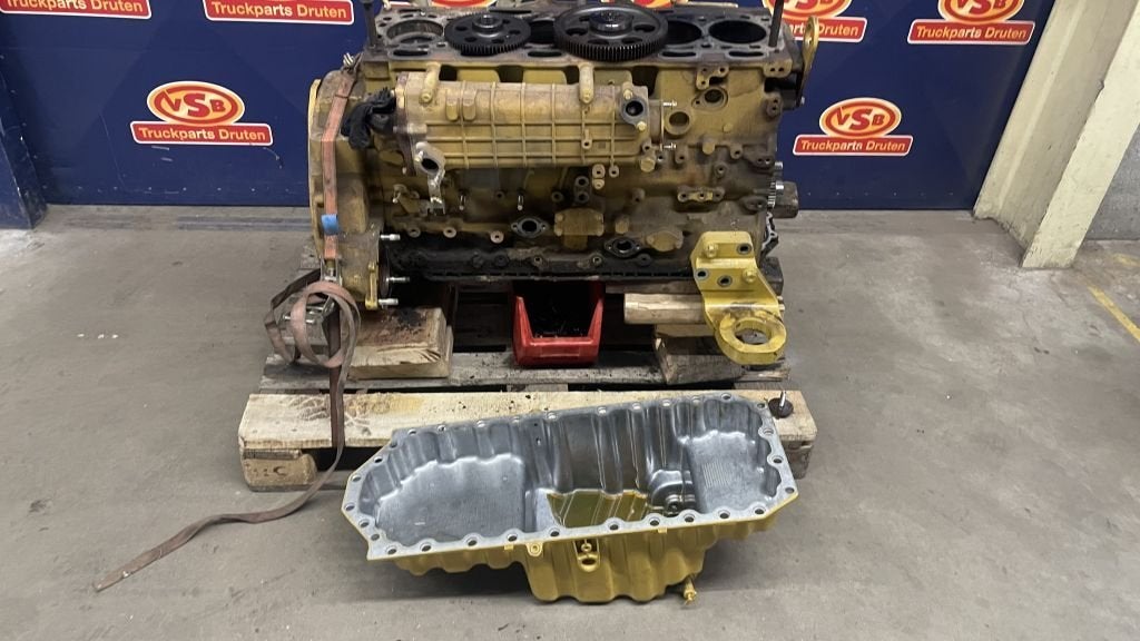 Caterpillar D8T55561 / Perkins 7.2 engine Parts / Oil sump, Zakelijke goederen, Machines en Bouw | Onderdelen