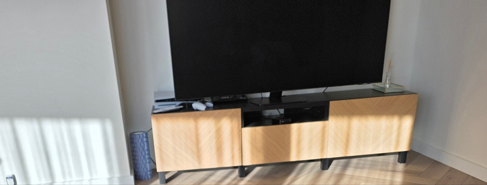 IKEA TV-meubel met houten fronten, Ophalen, Gebruikt, 150 tot 200 cm, Minder dan 100 cm
