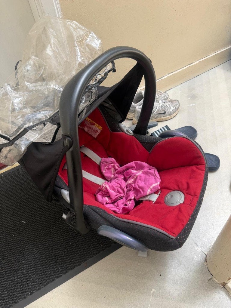 Maxi-cosi, Kinderen en Baby's, Autostoeltjes, Ophalen, Autogordel, Zo goed als nieuw, 0 t/m 13 kg