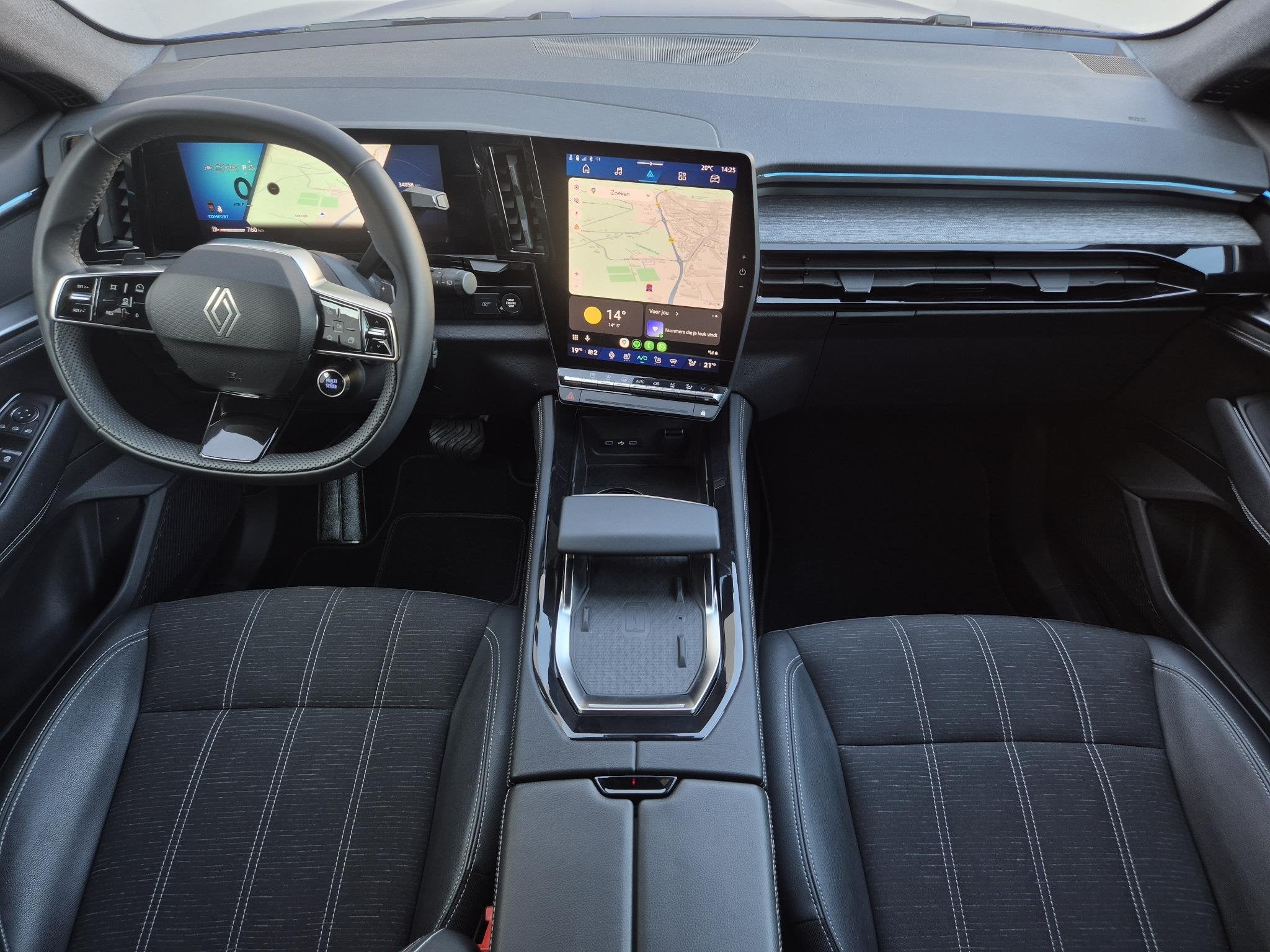 Renault Austral 1.3 mild hybrid 160 techno Automaat / Fabrie, Auto's, 1408 kg, Euro 6, 4 cilinders, Leder en Stof