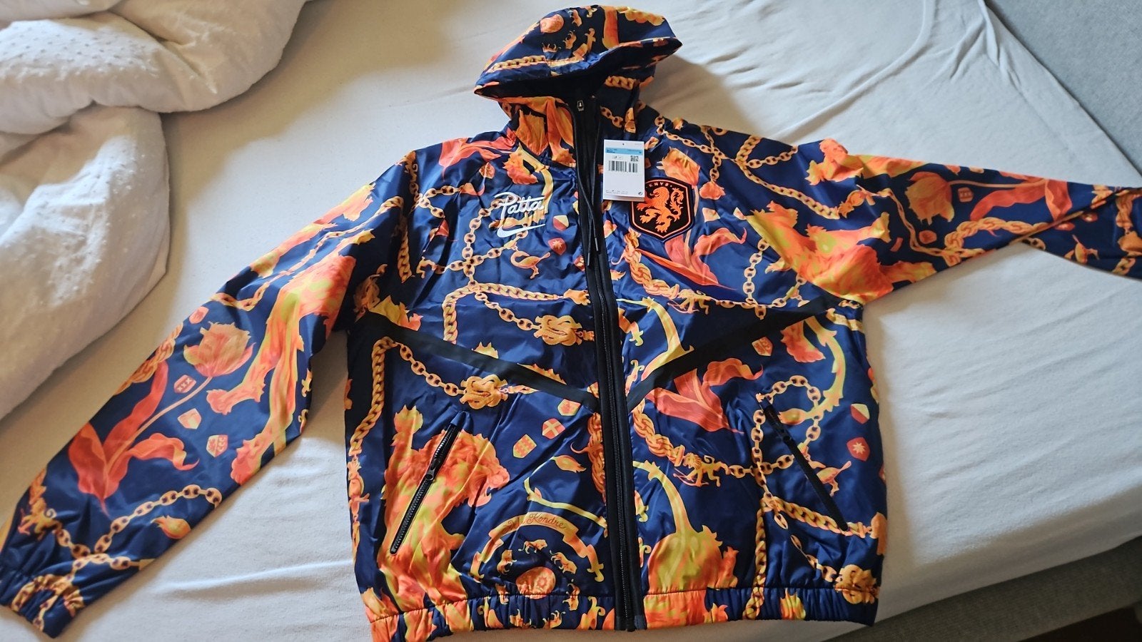 Patta x Nike Nederland Windrunner Jas Origineel!, Ophalen of Verzenden, Nieuw, Blauw