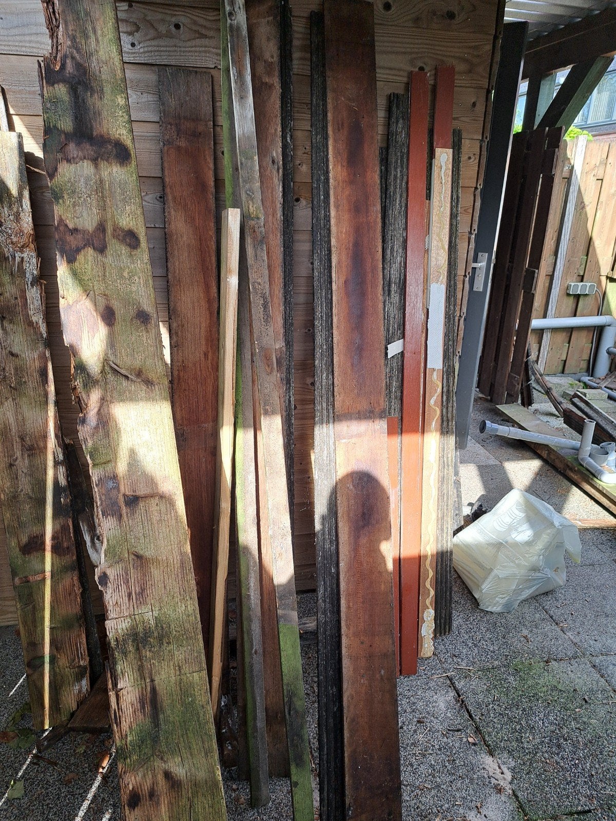 Gratis oud hardhout, vlonder en plinten, Tuin en Terras, Palen, Balken en Planken, Ophalen, Gebruikt, Planken, Hardhout