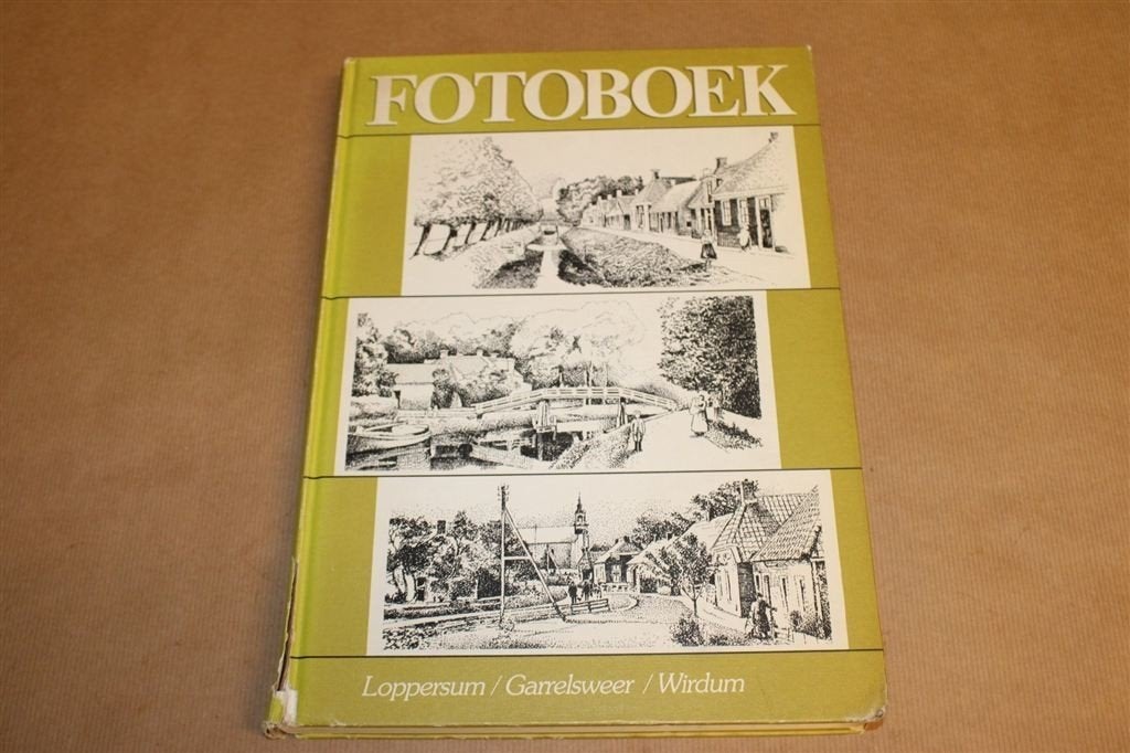 Loppersum, Garrelsweer & Wirdum — Historische Foto\'s [1984], Boeken, Ophalen of Verzenden, Gelezen