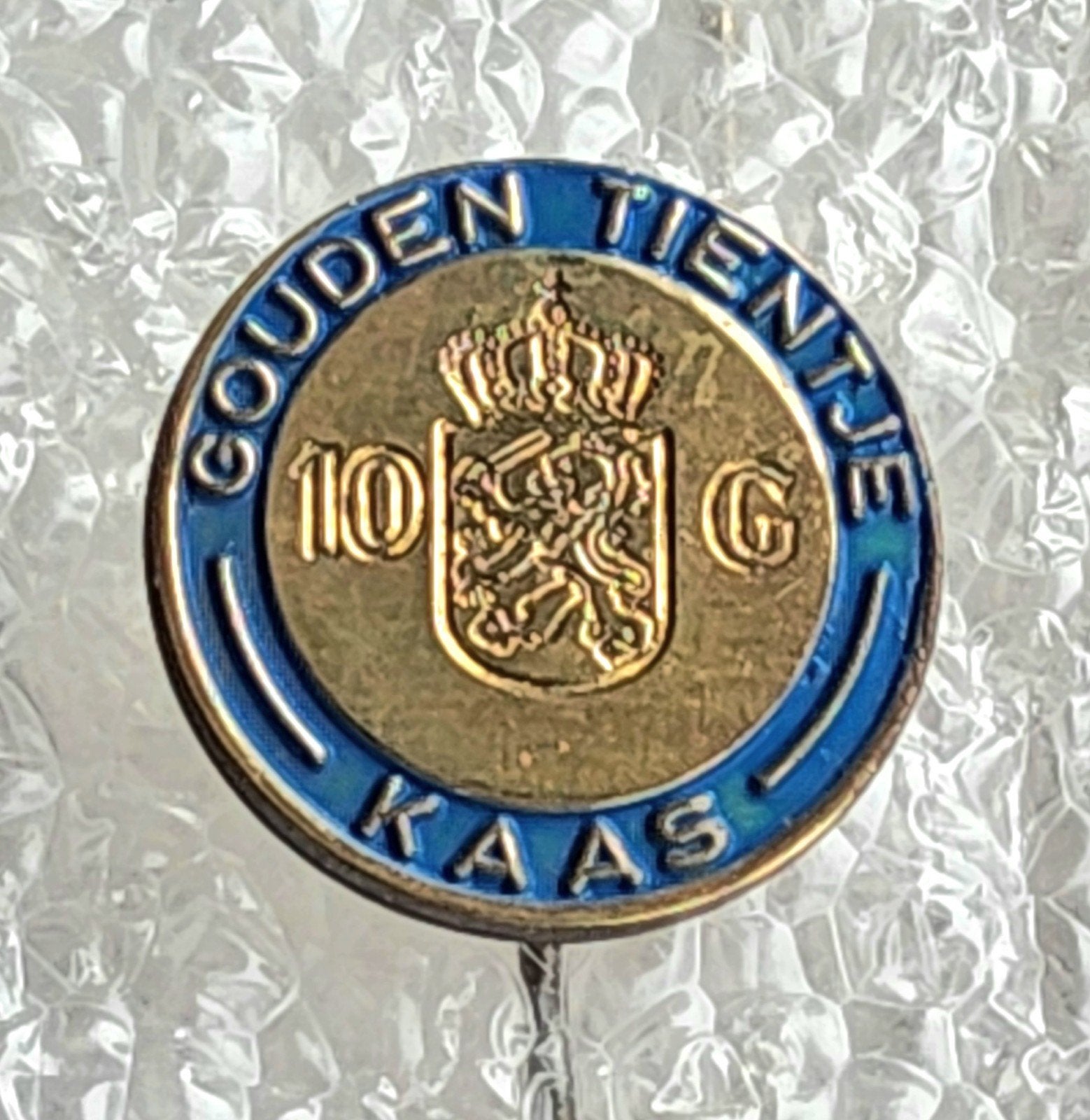 Vintage Gouden Tientje Kaas Speldje, Verzamelen, Ophalen of Verzenden, Gebruikt, Overige onderwerpen, Speldje of Pin