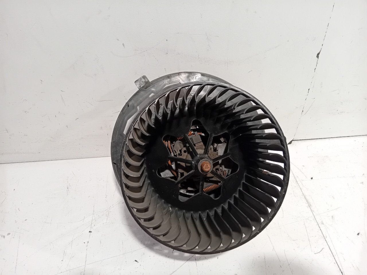 Kachel ventilator motor Volkswagen Passat, Onderdelen@venauto.nl, Van der Ven Autorecycling B.V., Gebruikt, Ettenseweg 76, 4706 PB Roosendaal, The Netherlands