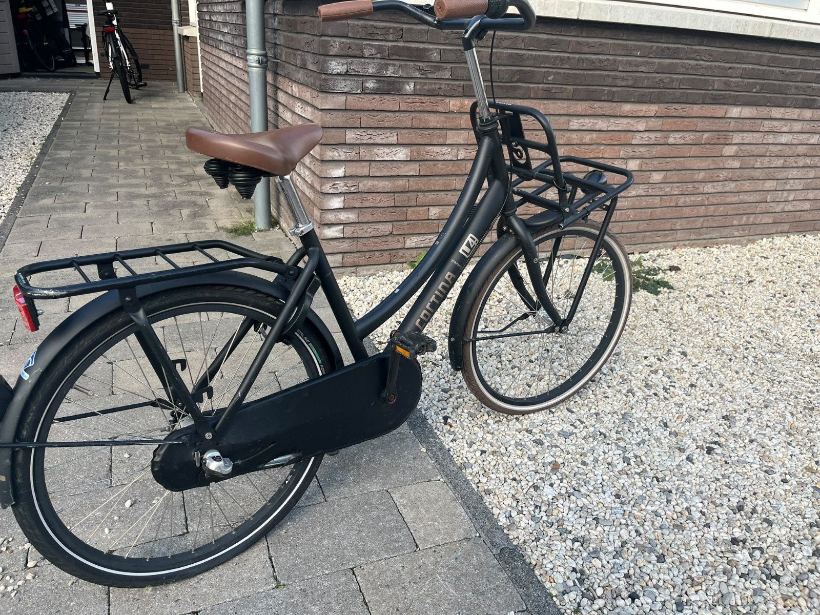 Foto 10 van Cortina U1 stadsfiets, meisjes - 24 inch -  Zwart