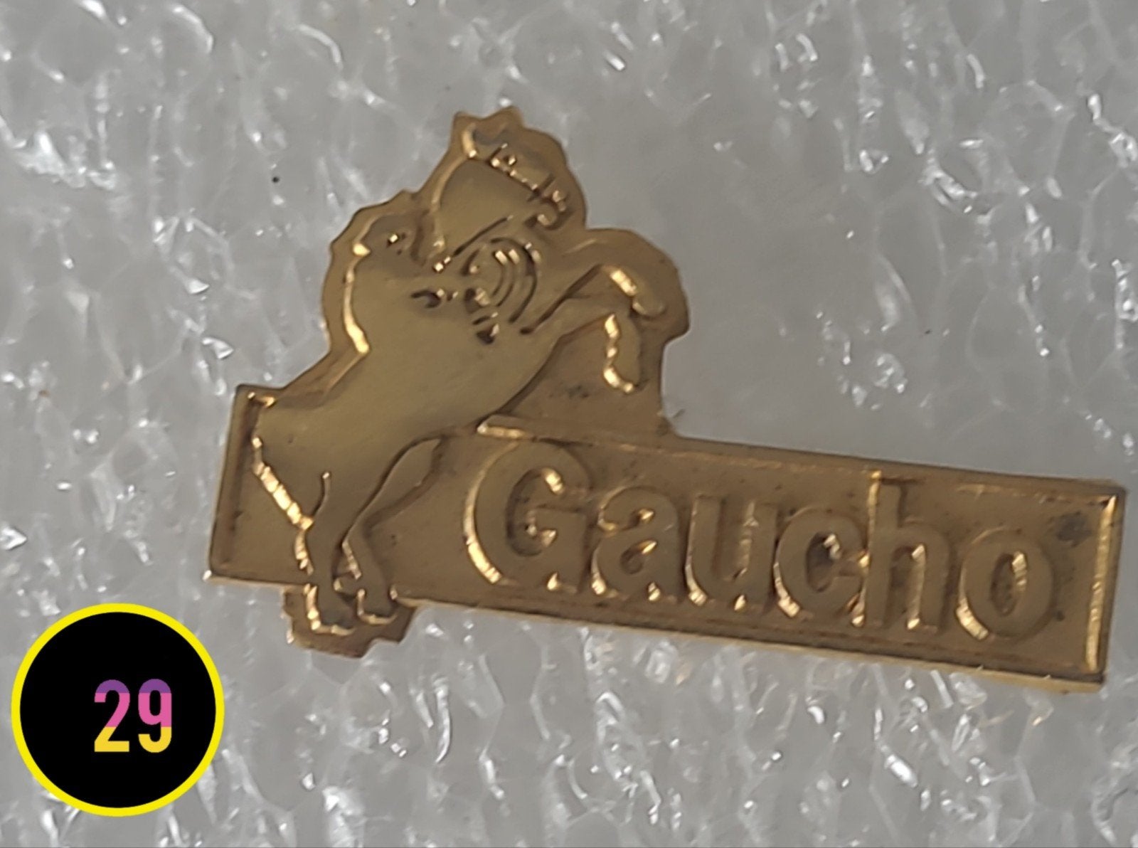 Gouden 'Gaucho' pin met paard - Uniek verzamelobject, Verzenden