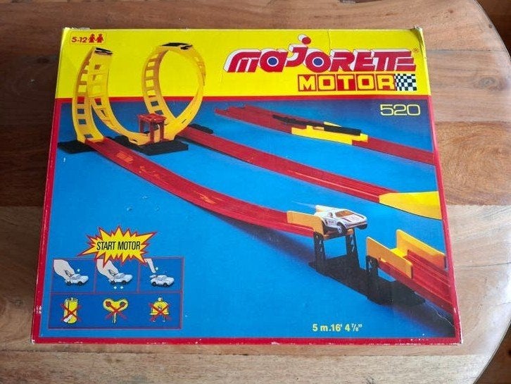 Majorette Motor Racebaan 520 met looping en auto's, Kinderen en Baby's, Overige merken, Ophalen of Verzenden, Overige aandrijving